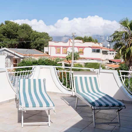 Villa Claudia E Simone Карини Номер фото