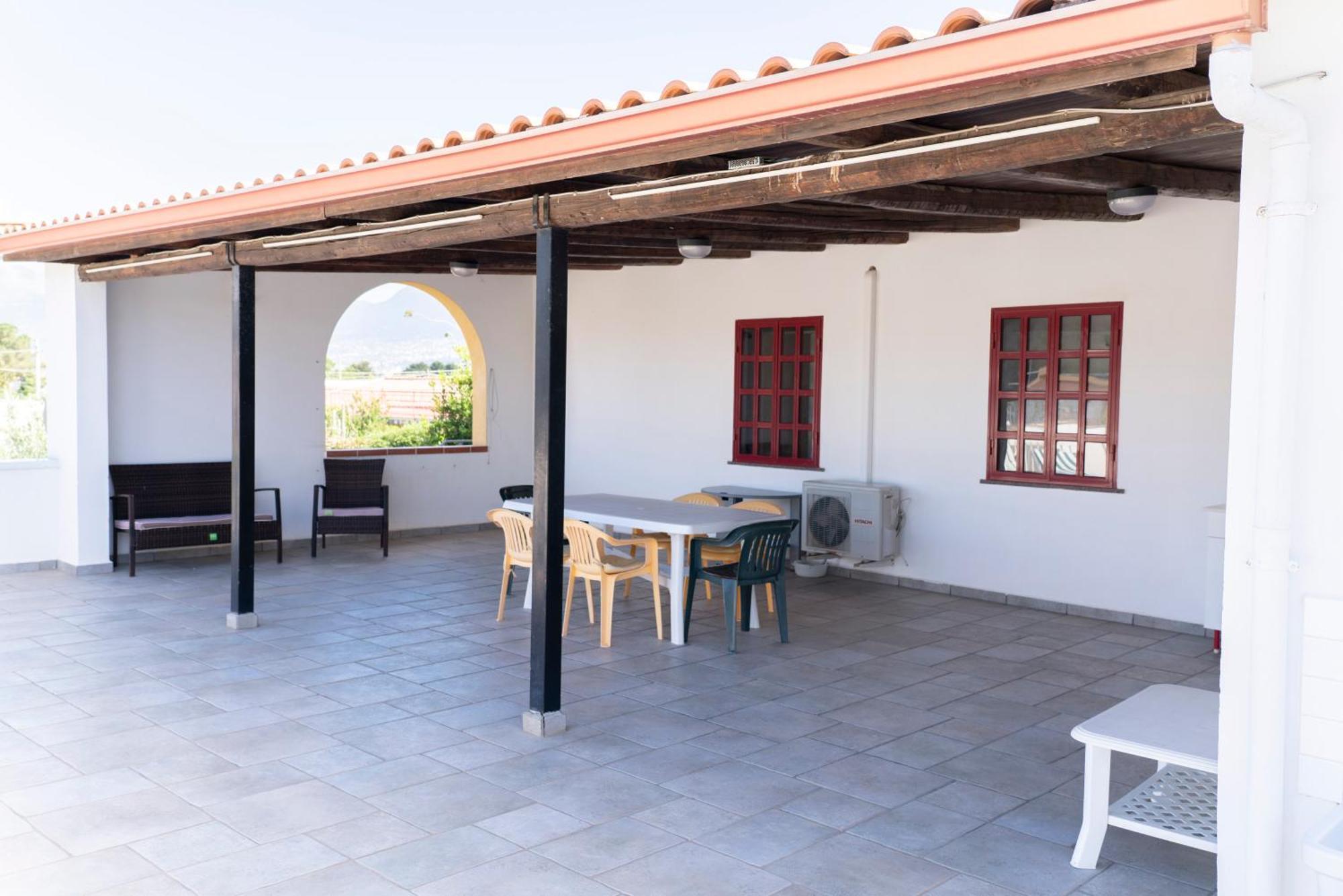 Villa Claudia E Simone Карини Номер фото